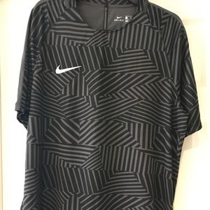 NIKE dry fit shirt